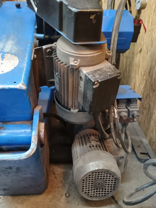 Montażownica opon ciężarowych 26" CORMACH