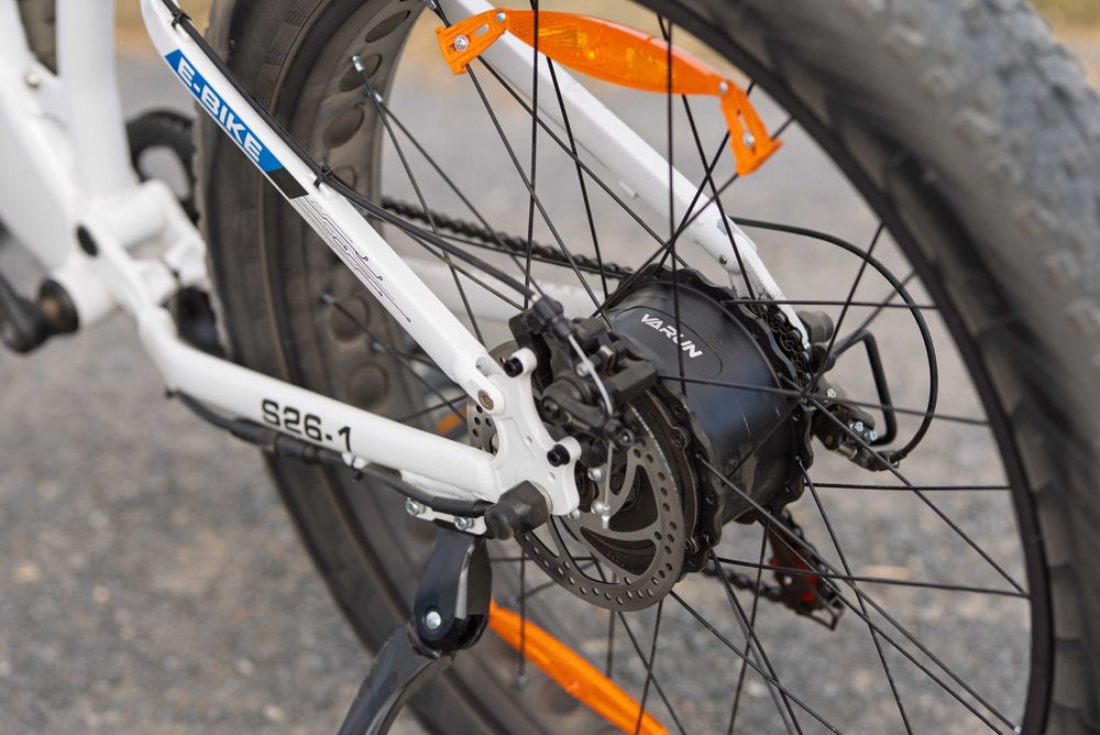 Rower elektryczny VARUN S26-1