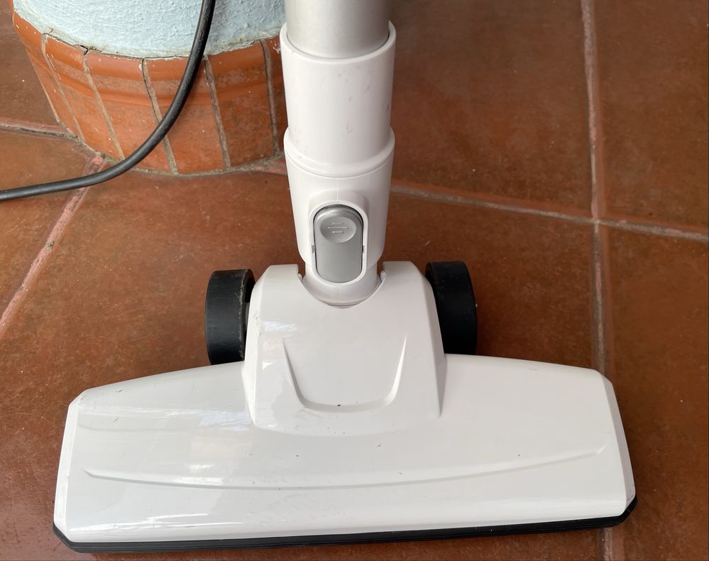 Aspirador Vertical BECKEN