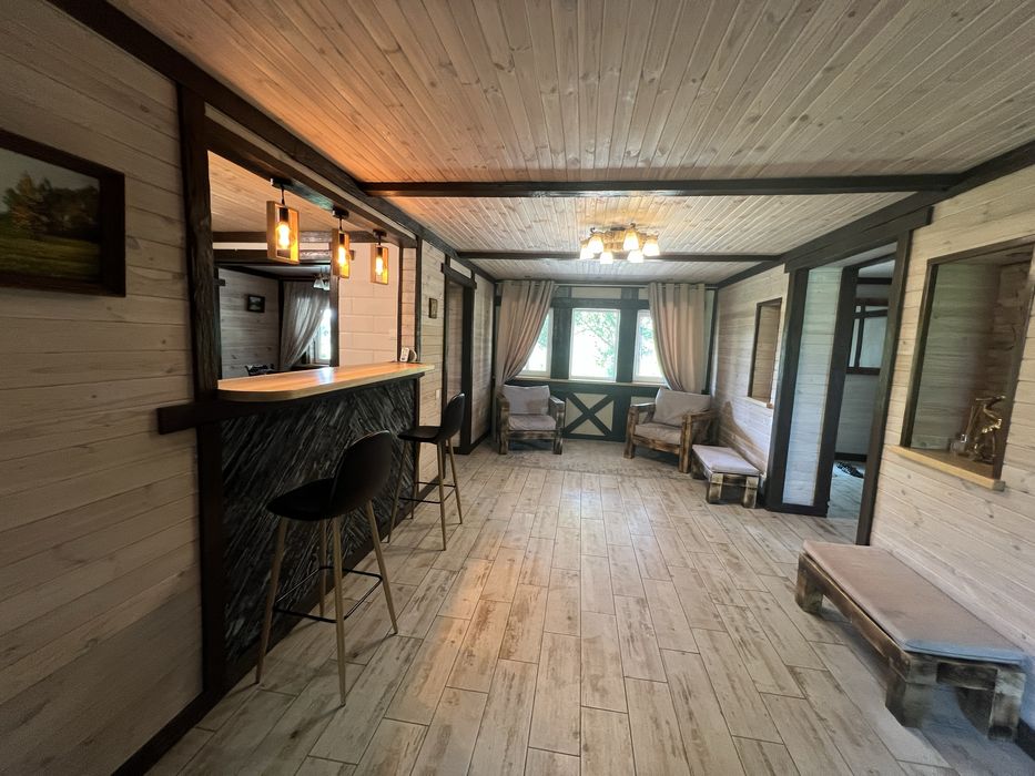 Продаж будинку, Ліщин