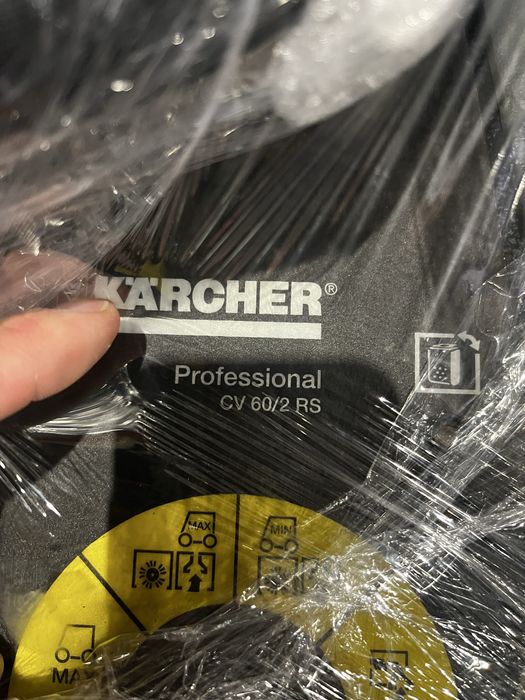 Odkurzacz szczotkowy Karcher CV60/2RS jak nowy, nowe akumulatory