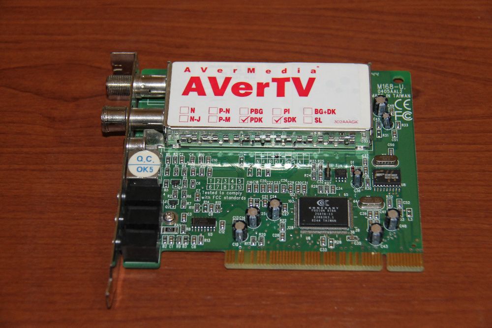 ТВ-тюнер внутренний AVerMedia AVerTV