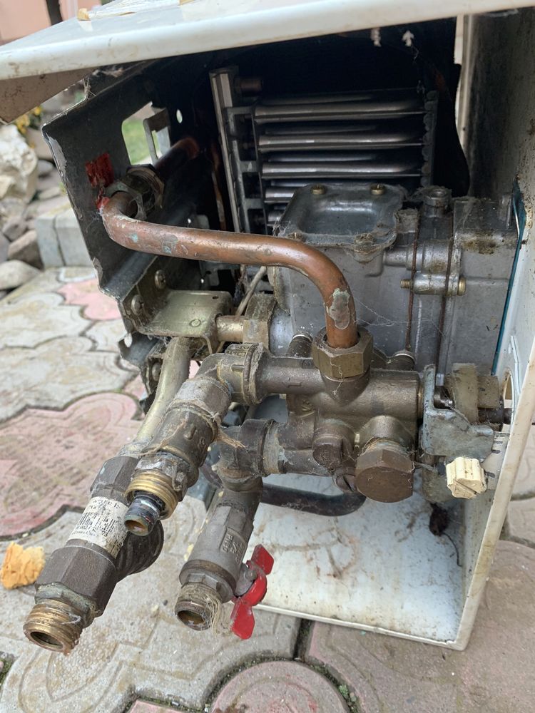 Газова колонка Junkers
