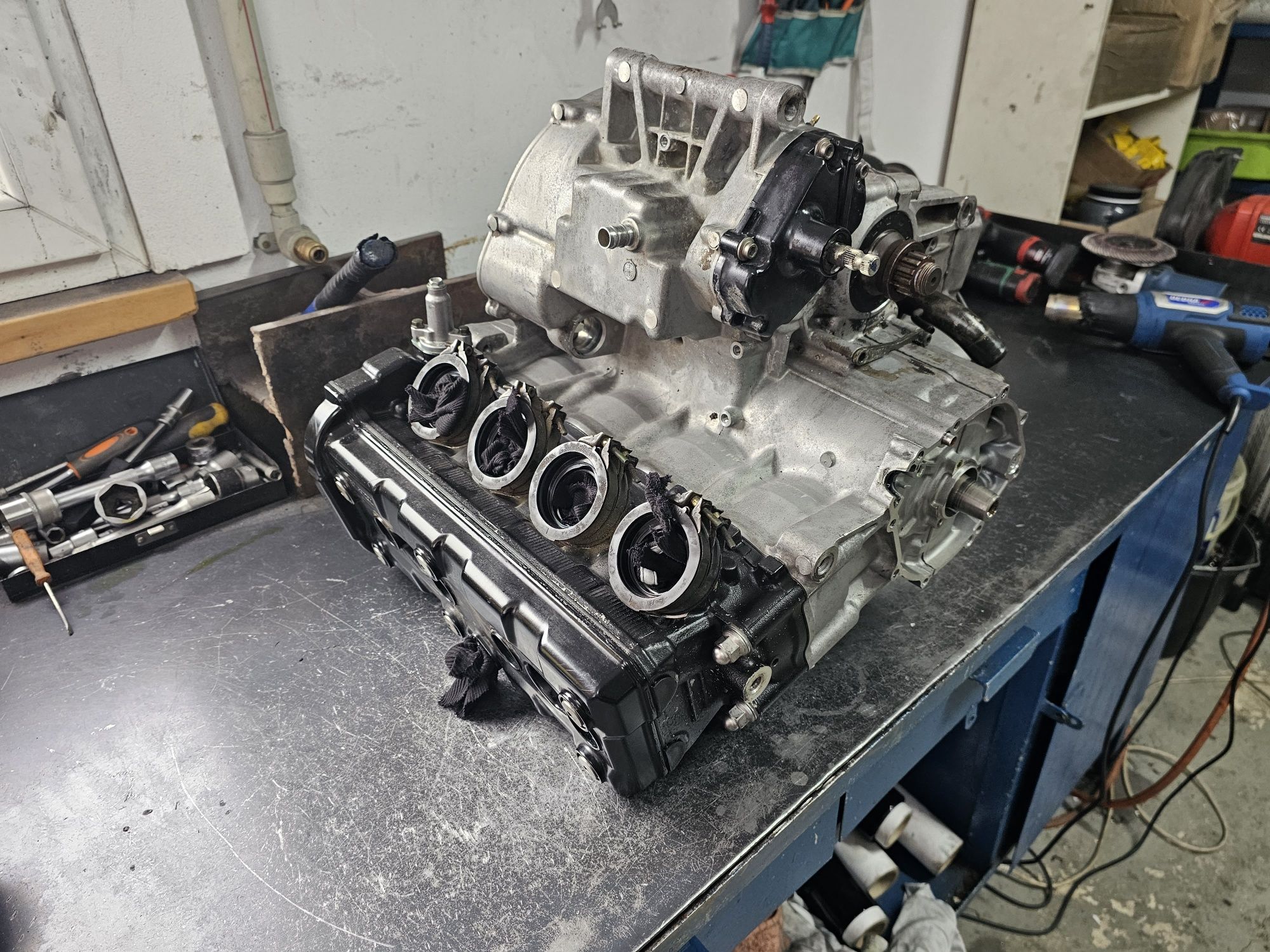 Silnik Yamaha R1 RN09