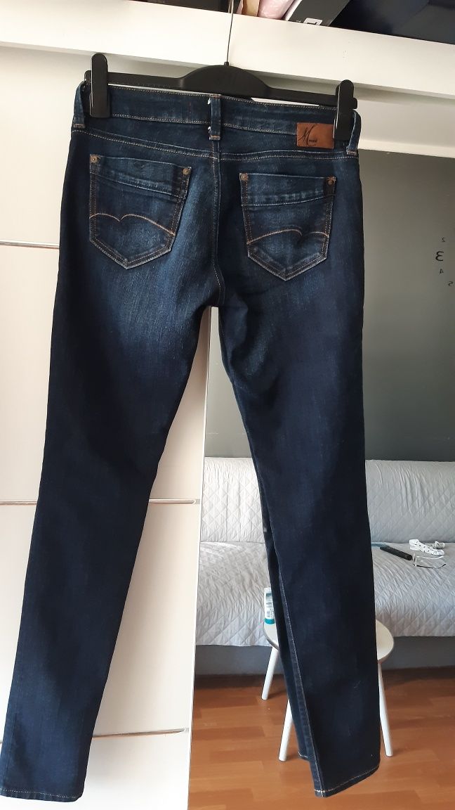 Spodnie damskie jeans