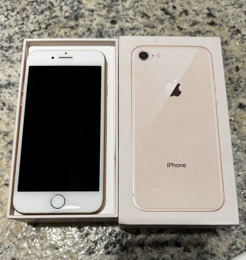 Iphone 8 64gb rose gold / bateria 83%