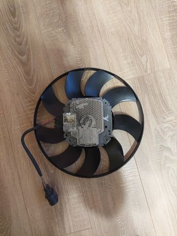 Вентилятор радиатора охлаждения VAG Audi 3.0 бензин правый 4H0959455AE