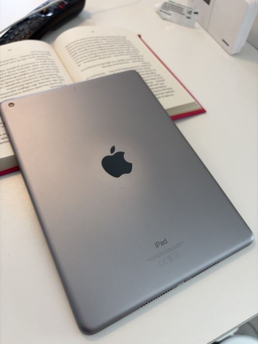 Ipad 6 Zestaw z etui oraz rysikiem
