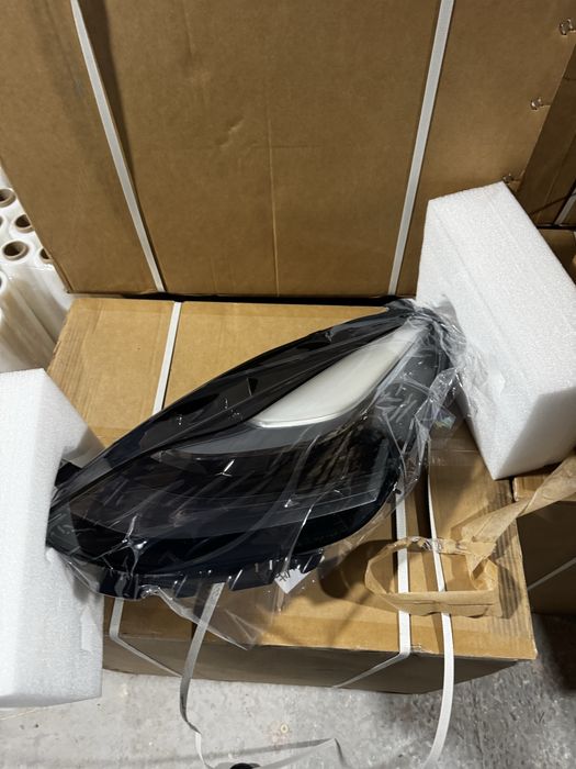 Оптика Tesla MY/M3 лінза НОВИЙ ОРИГІНАЛ