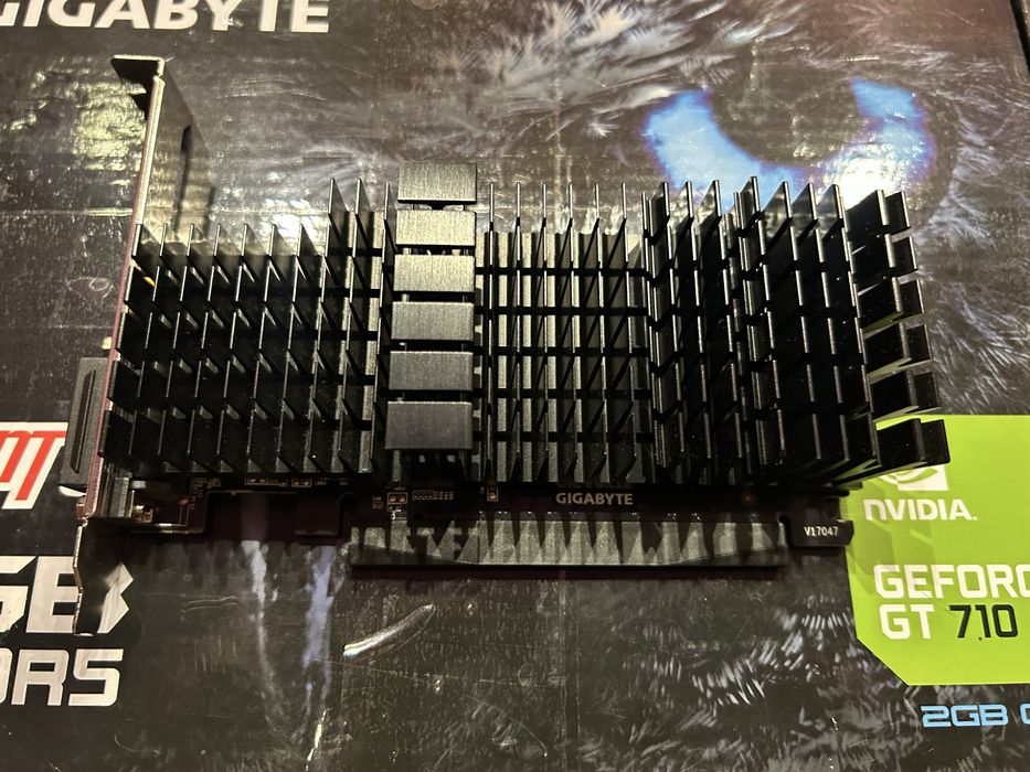 Продам видеокарту nvidia geforce gt 710