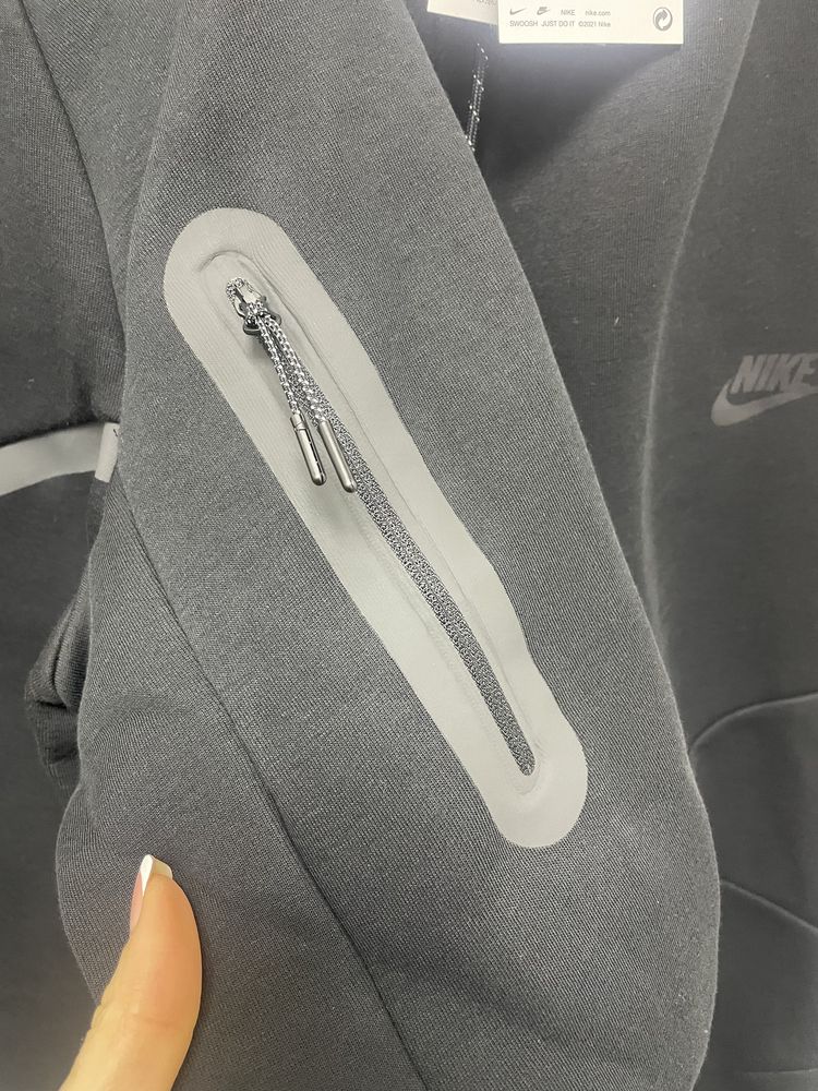 Костюм колекція 2025р Nike Tech Fleece HV0949-010 HV0959 Оригінал!!!