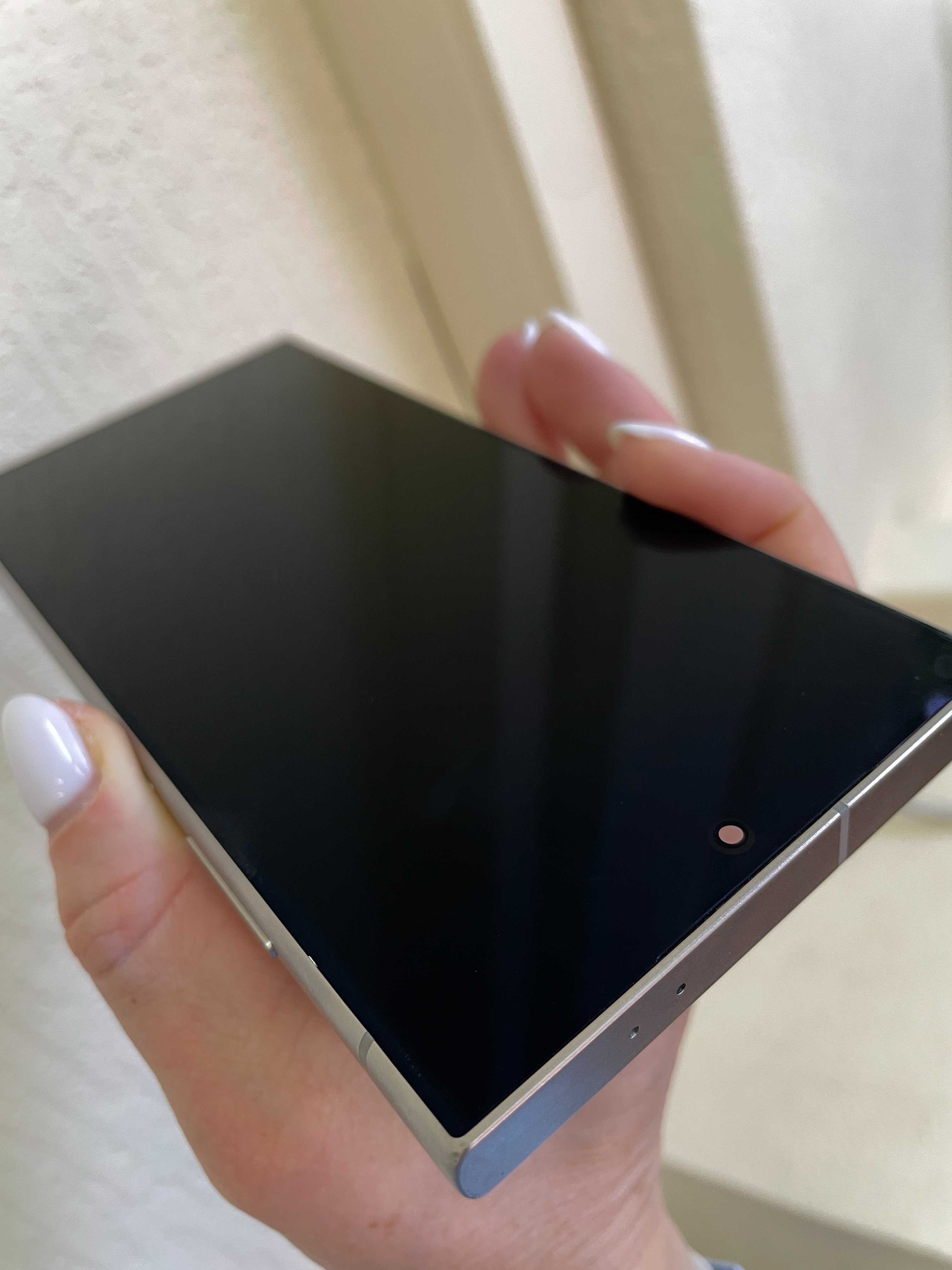 Дисплей б/в Samsung S928 Galaxy S24 Ultra оригінал Dynamic Amoled