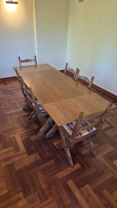 Stół rozkładany i krzesła z poduszkami zestaw dębowy