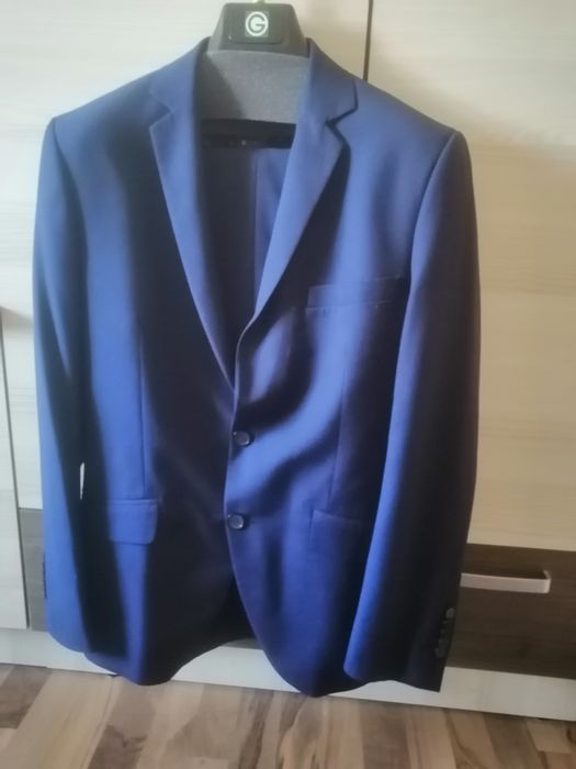 Garnitur męski granatowy