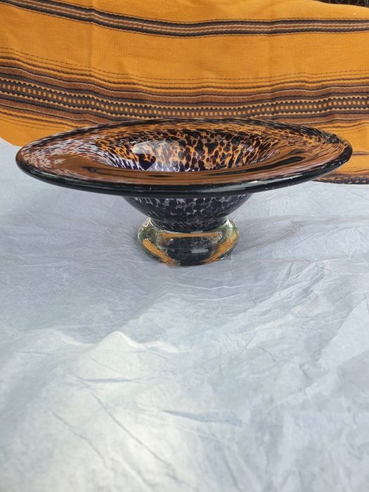 Patera, szkło szwedzkie.