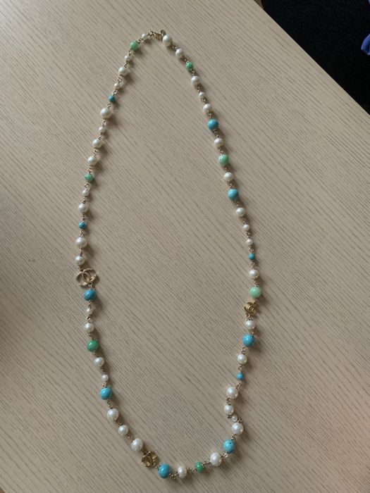 Буси Chanel. Оригінальна біжутерія