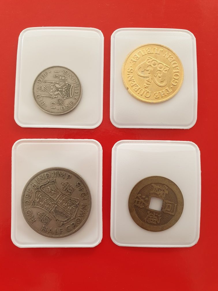 Conjunto de 4 moedas Reino Unido Rainha Isabel II e China