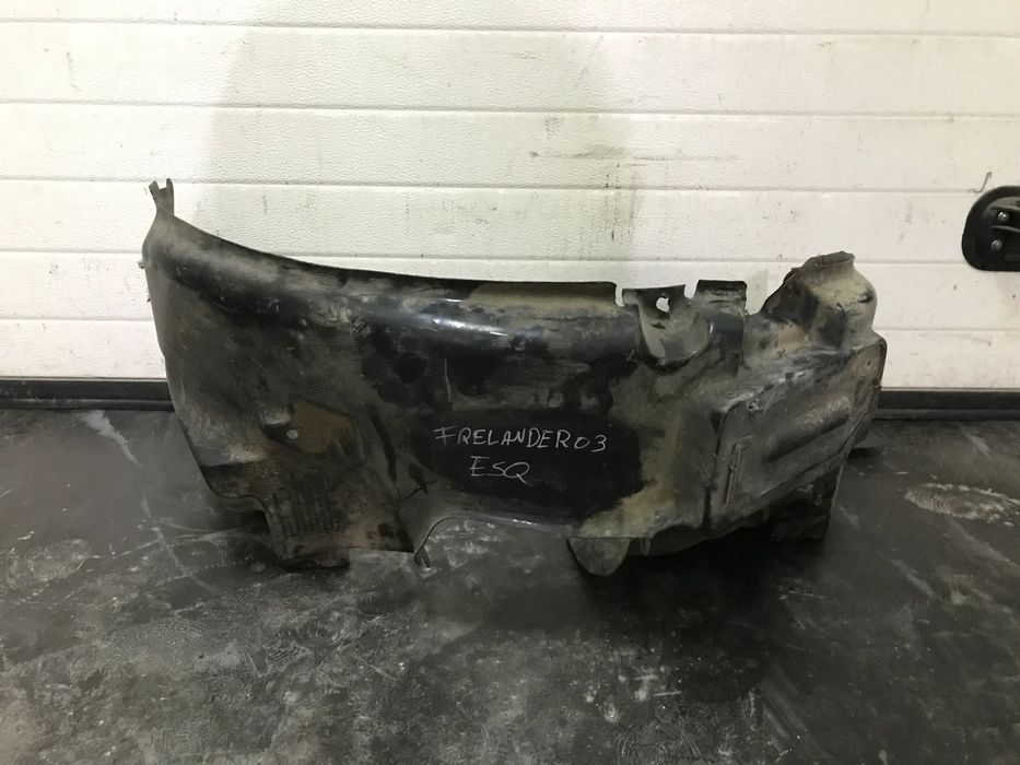 FORRA CAVA DA RODA LANDROVER FREELANDER - FRENTE ESQUERDO / DIREITO