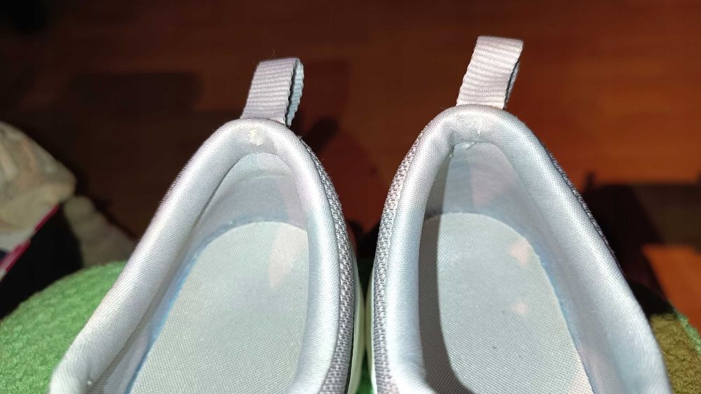 Sneakersy NIKE AIR MAX THEEA r.40 stan bardzo dobry