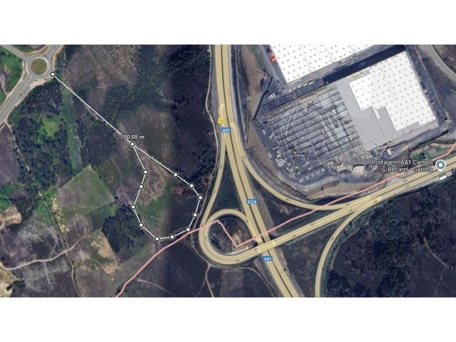 Terreno Industrial Com 14.717M² - Acesso Direto À A41 | Campo, Valongo