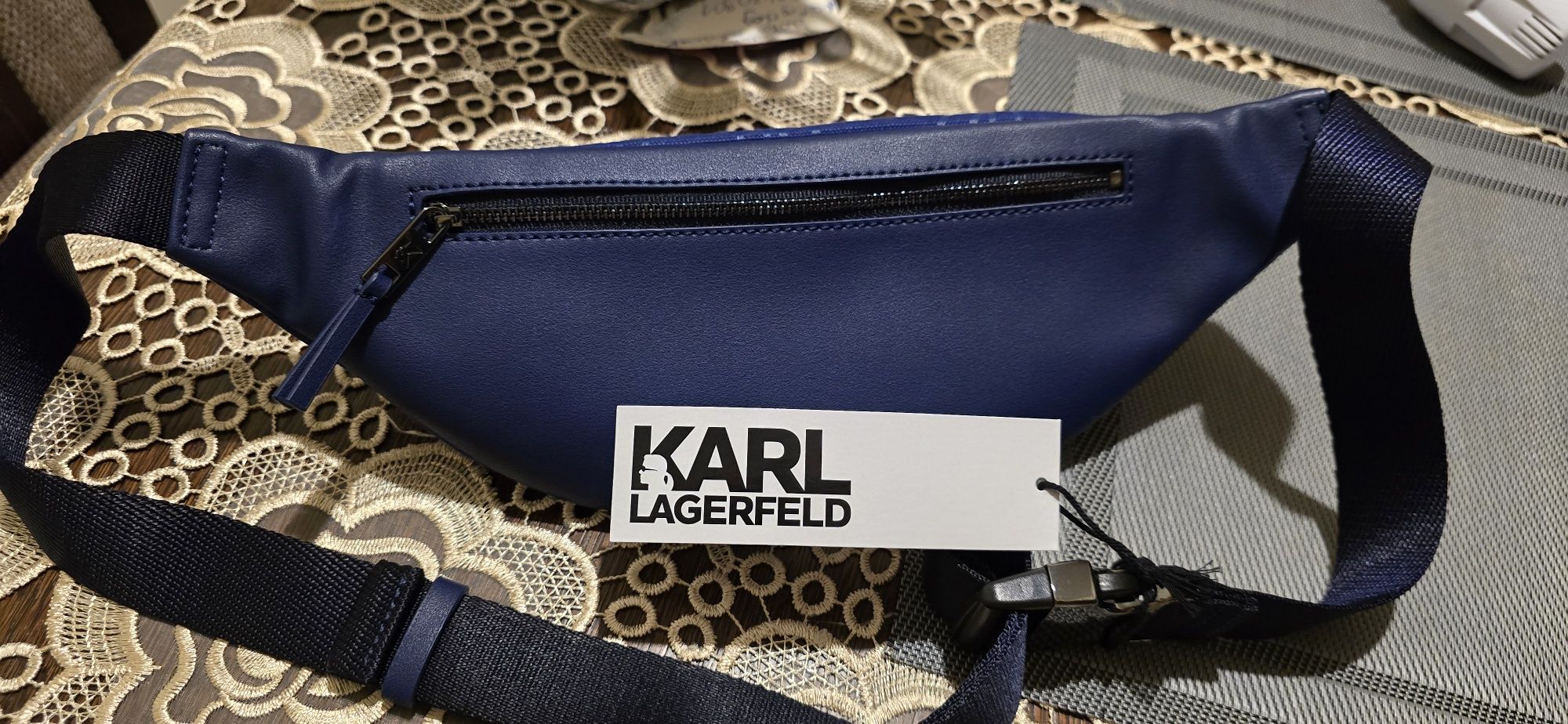 Nowa Nerka Karl Lagerfeld