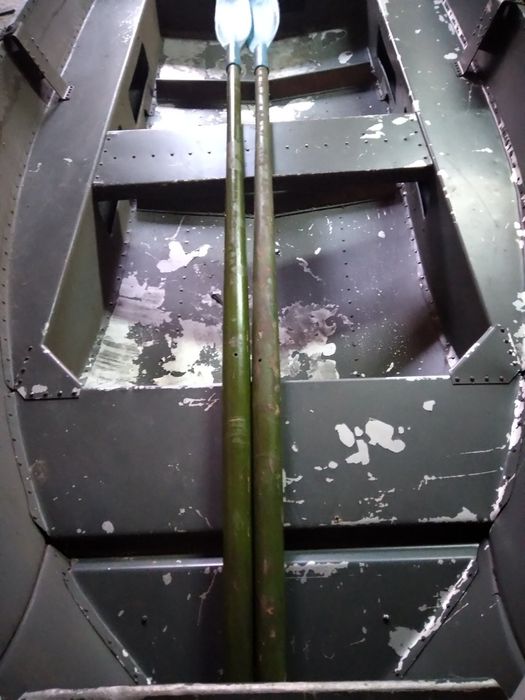 Продам лодку металеву Язь