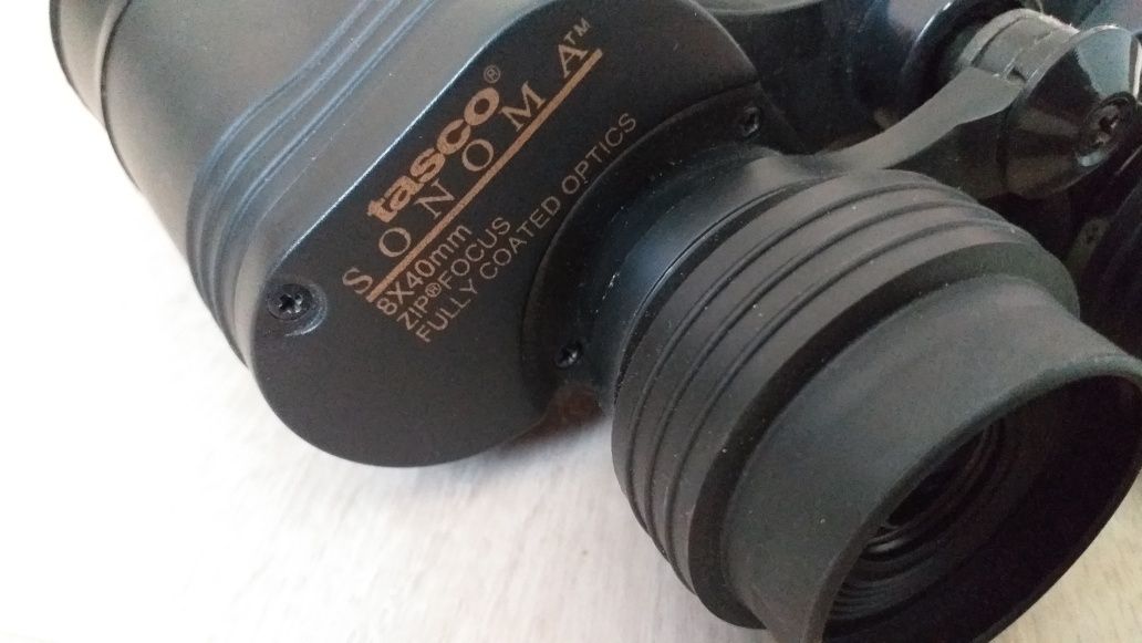 Бинокль tasco SONOMA 8x40mm