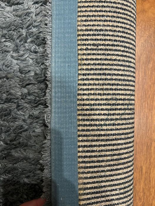 Carpete pêlo médio azul petroleo