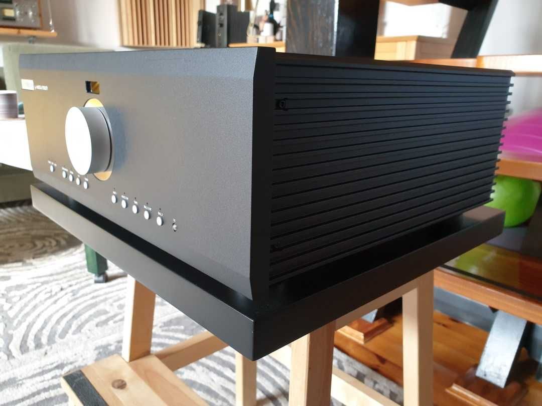 Przedwzmacniacz Musical Fidelity M8S-PRE