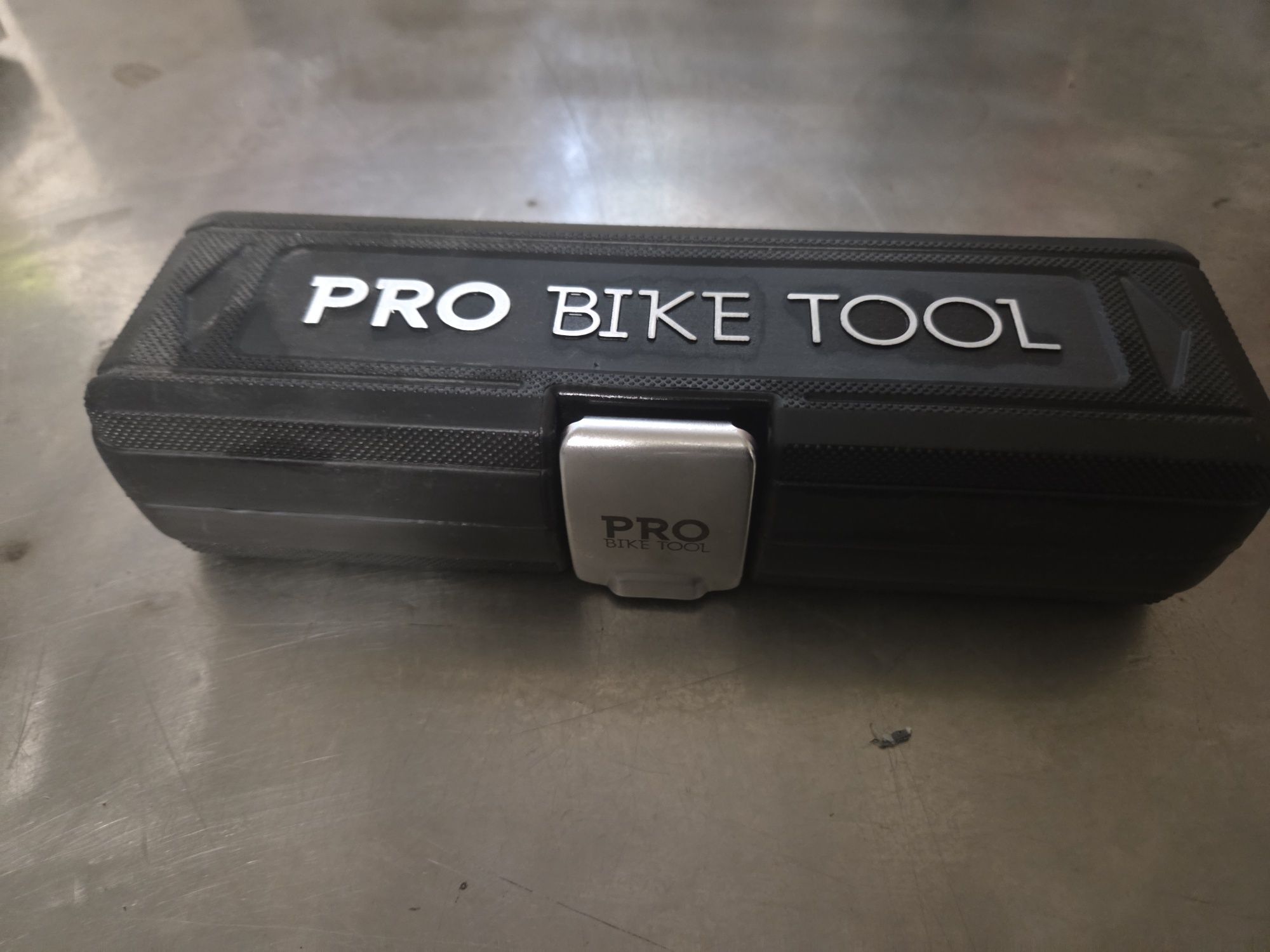 Klucz dynamometryczny do roweru pro bike tool 2-20 nm jak nowy zestaw