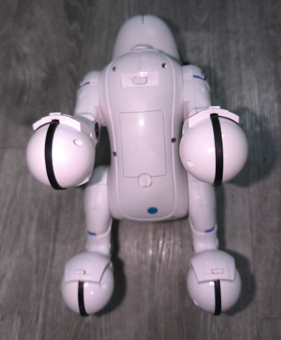 Собака робот, интерактивная игрушка.