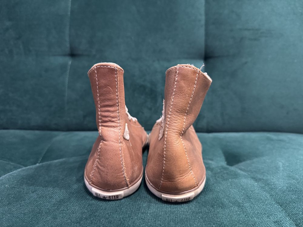 Buty damskie skórzane Converse