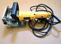 Frezarka lamelownica DEWALT DW682