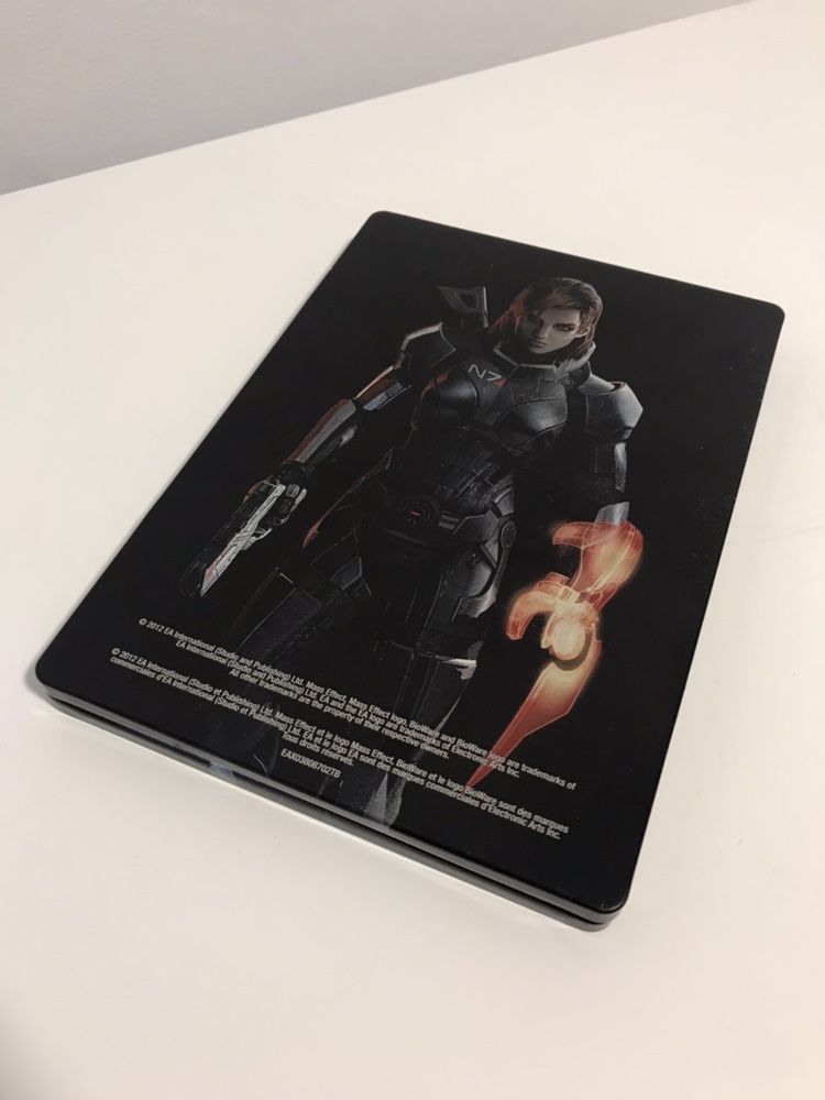 Mass Effect 3 (Steelbook & Game)