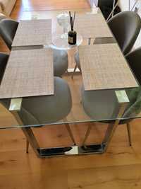 Stół szklany z 4 krzeslami