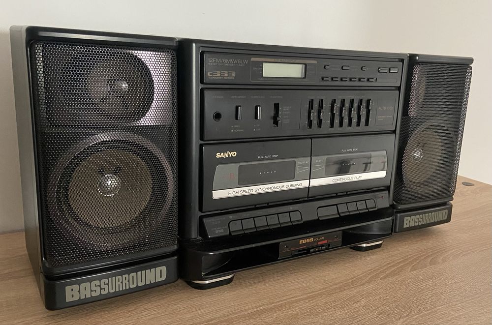 Radio Magnetofon - Sanyo - CT333 / 2x kaseta - AUX - Subwoofer - RETRO