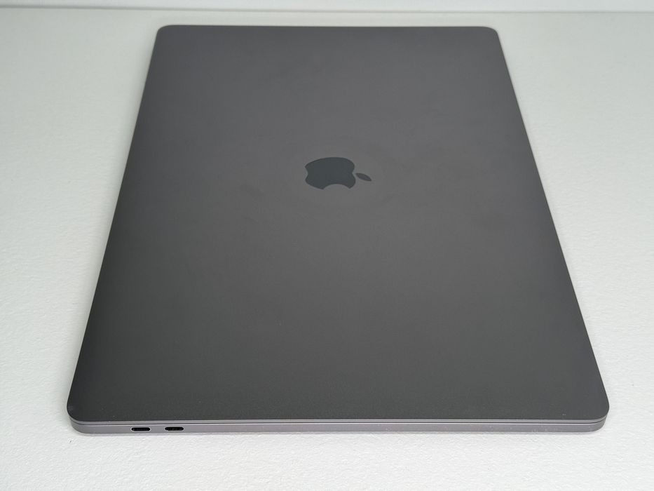 MacBook Pro 16 (A2141) - i7/32GB/512GB - faktura VAT 23%