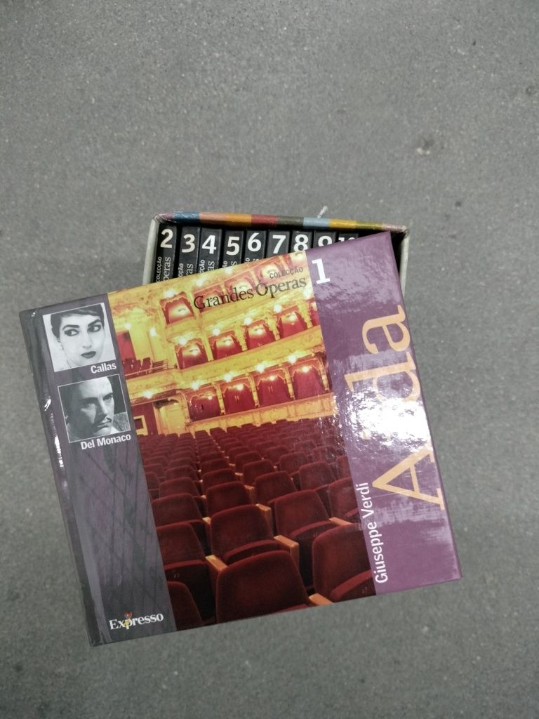 Coleção Grandes Óperas ainda no plástico original