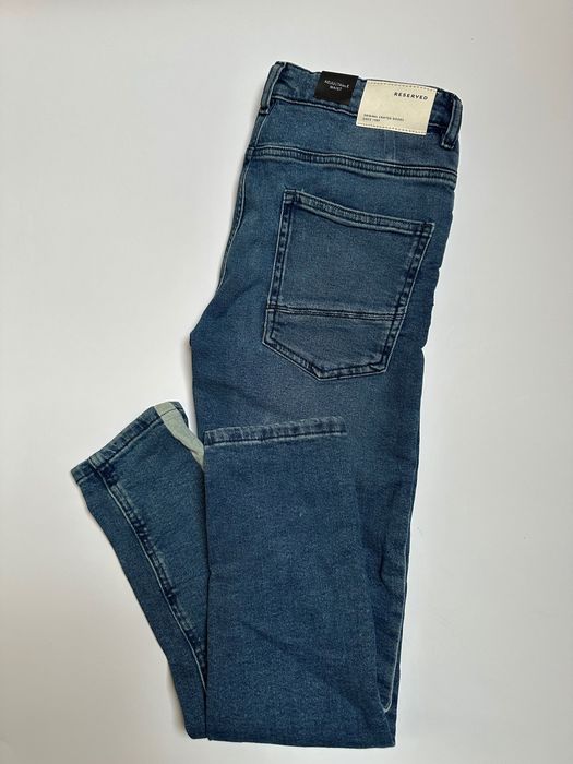 Reserved niwe spodnie chłopięce na 146 miękki jeans