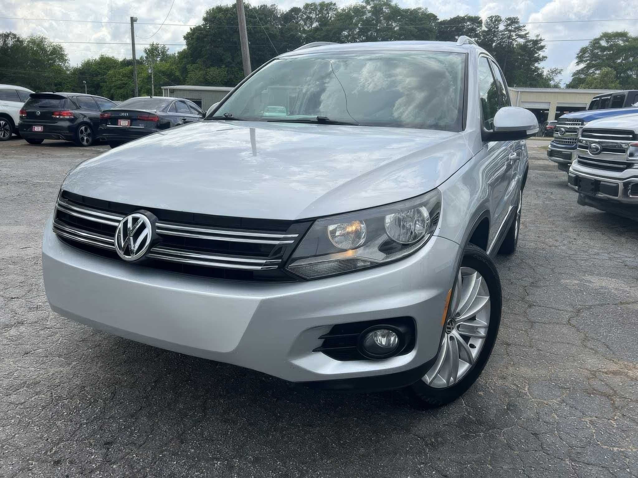 2015 Volkswagen Tiguan SE