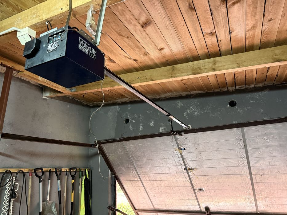 Napęd do bramy garażowej Motorlift 1000 chamberlein