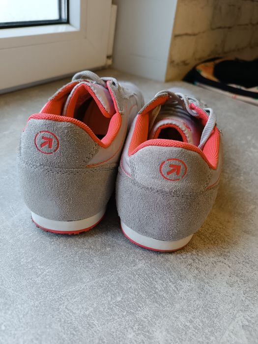 Кросівки restime 40 розмір