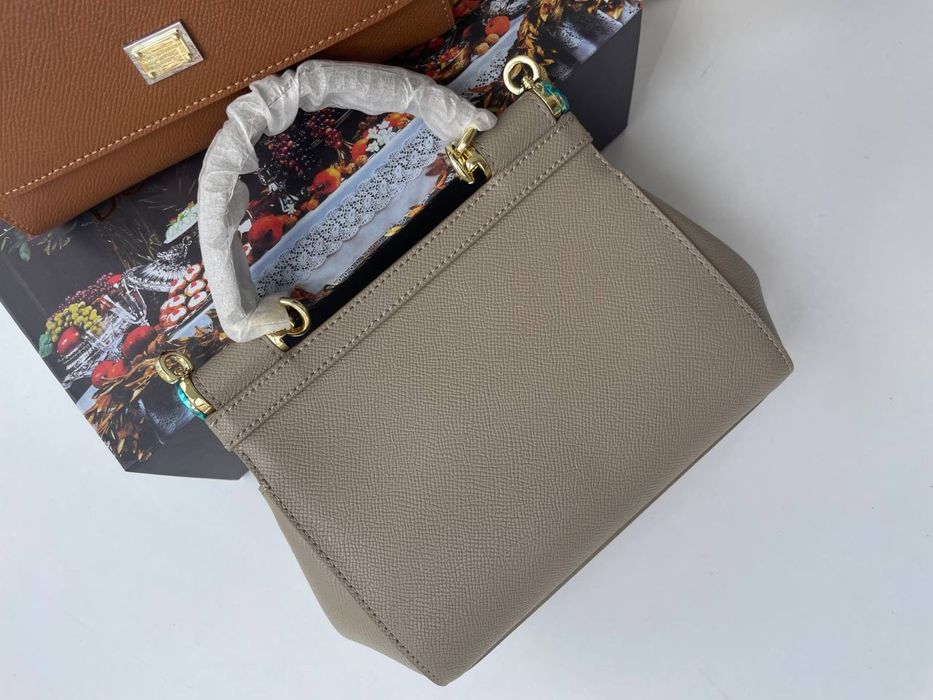 Сумка  Dolce&Gabbana Sicily 20 см