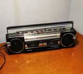 Sanyo Radio magnetofon z 80lat