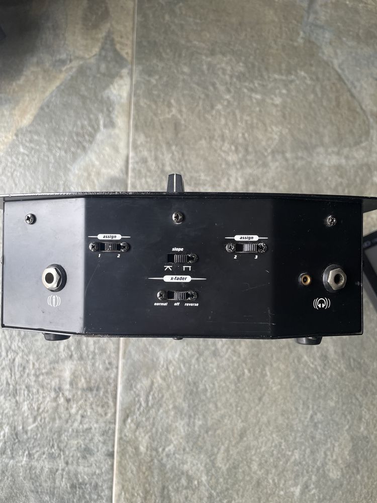Numark DM3000X  mesa de mistura usada