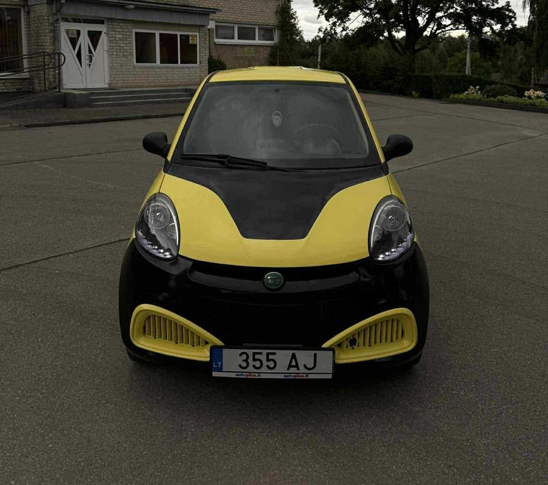 Sprzedam samochód Zhidou