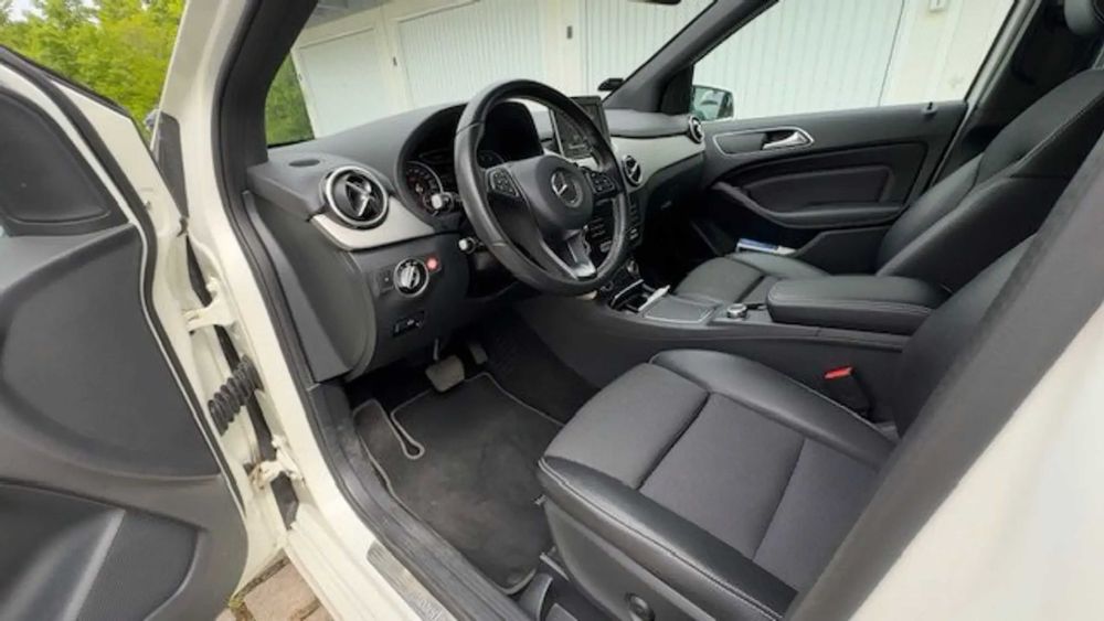 Mercedes-Benz B 200      2016