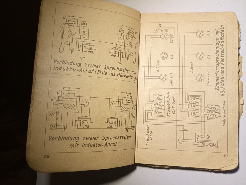 Stara niemiecka książka z tabelami schematami elktrycznymi