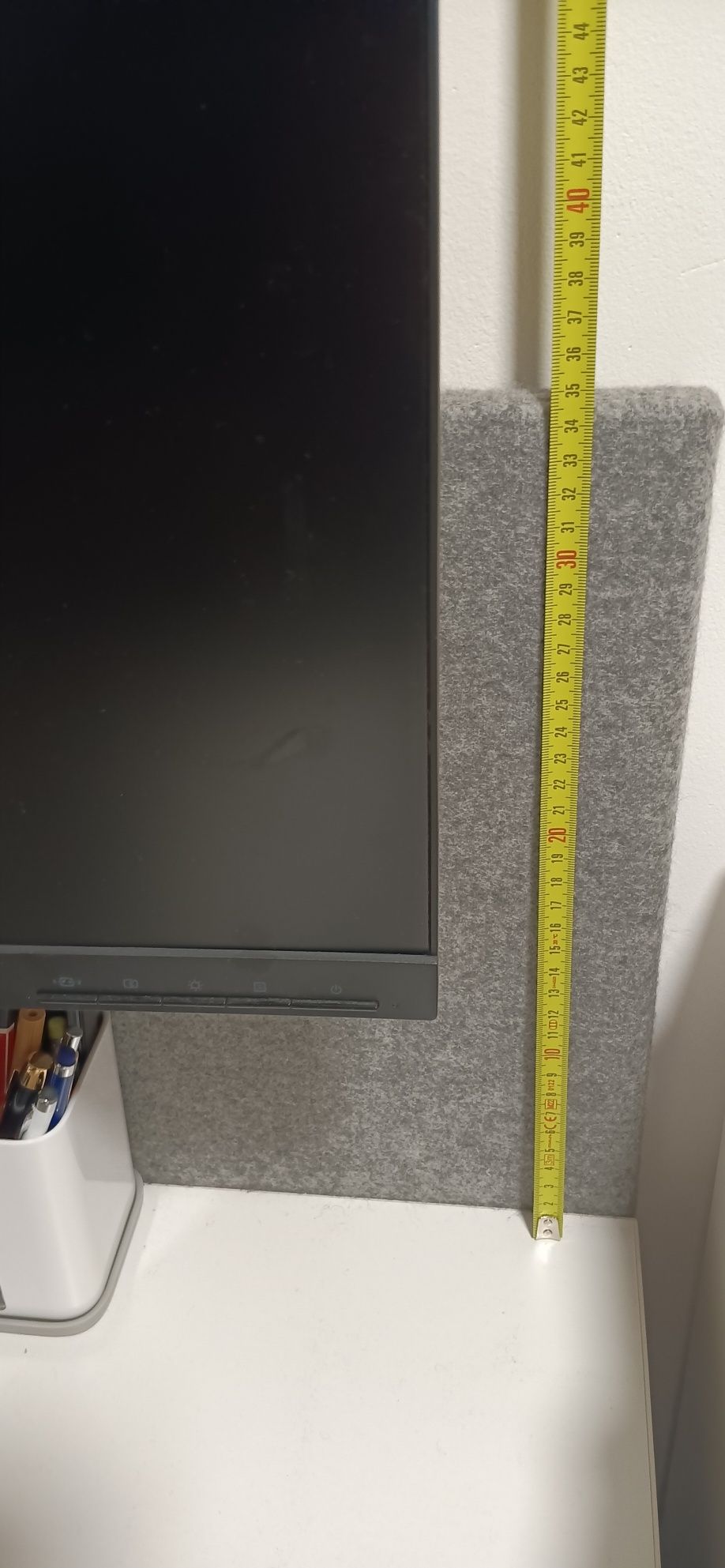 Profesjonalne biurko 140x80 ze ścianką