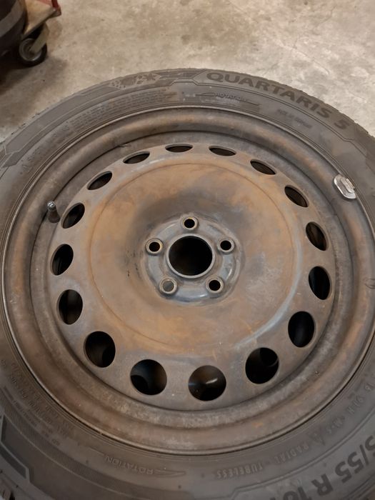 Komplet felg stalowych 16 cali 5x100 Oryginalne  VW Golf Skoda